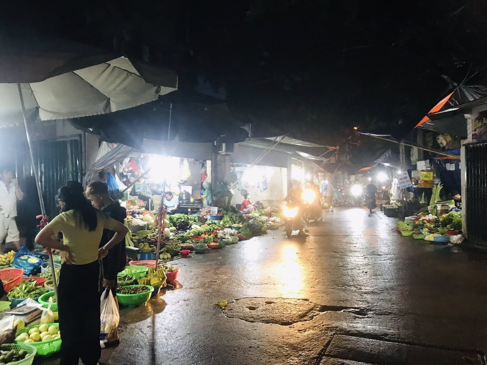 NHÀ ĐẸP NGUYỄN HOÀNG TÔN, TÂY HỒ - DT 65M2, 5.5 TỶ - AN SINH TUYỆT VỜI